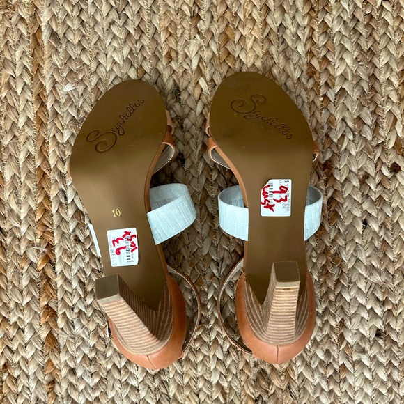 NWT Seychelles Dress Code Luggage Multi T Strap Heels, size 10 - Picture 4 of 5